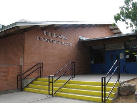 Bellehaven font entrance