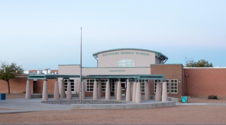 Kennedy font entrance