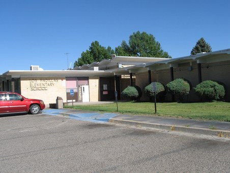 Los Padillas font entrance