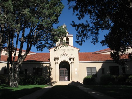 Monte Vista font entrance